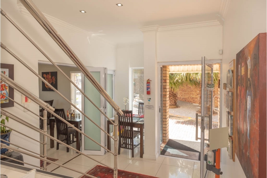 6 Bedroom Property for Sale in Humerail Eastern Cape